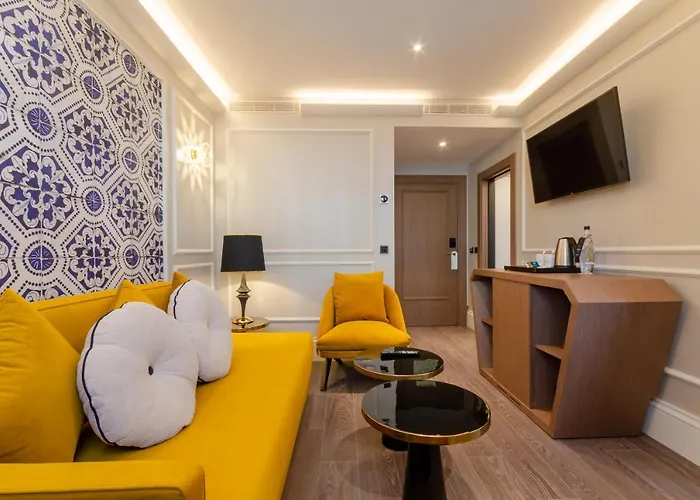 Ξενοδοχείο Eurostars Baixa 4*