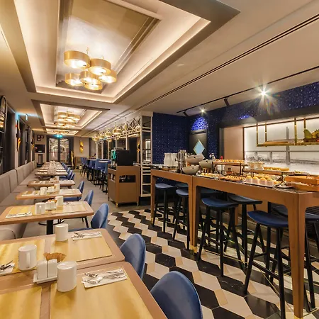 فندق Eurostars Baixa