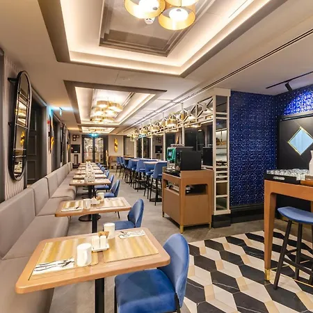 Eurostars Baixa Otel